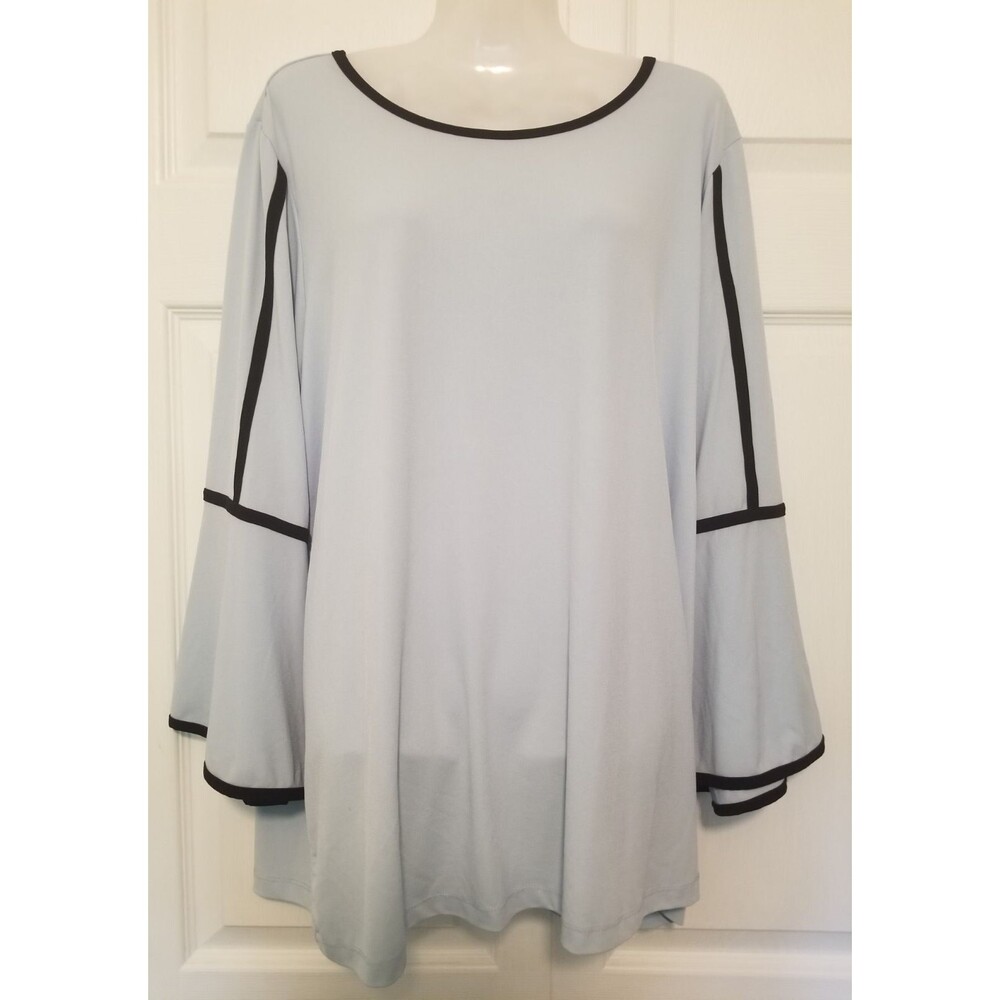 Women's Top Liquid Knit Bell Sleeve Contrast Trim Grace the Perfect Fit Size 1X